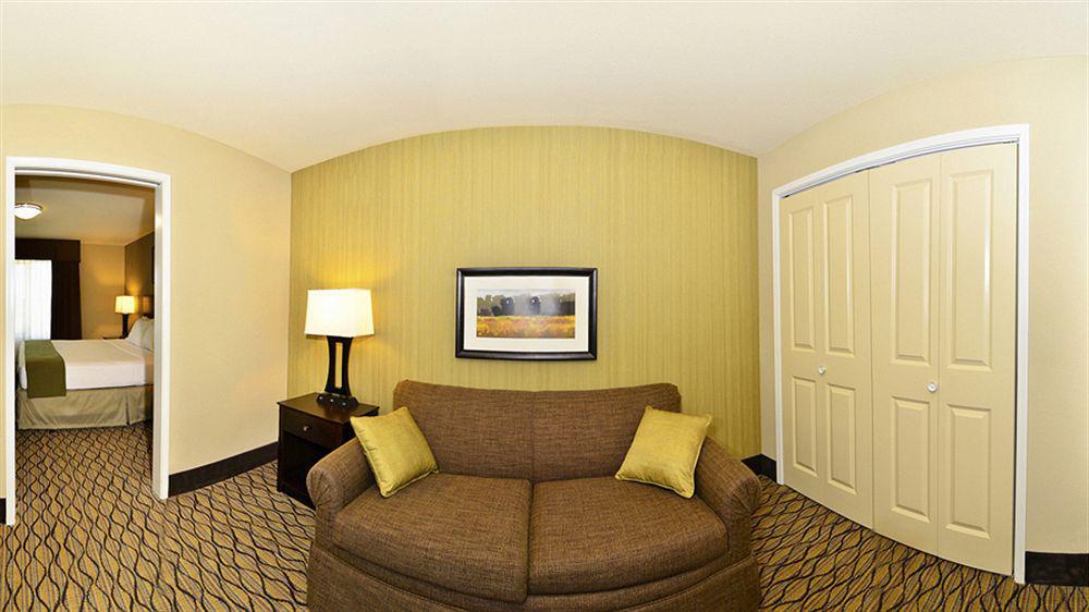 Holiday Inn Express & Suites - Williston By Ihg Obchodní fotografie