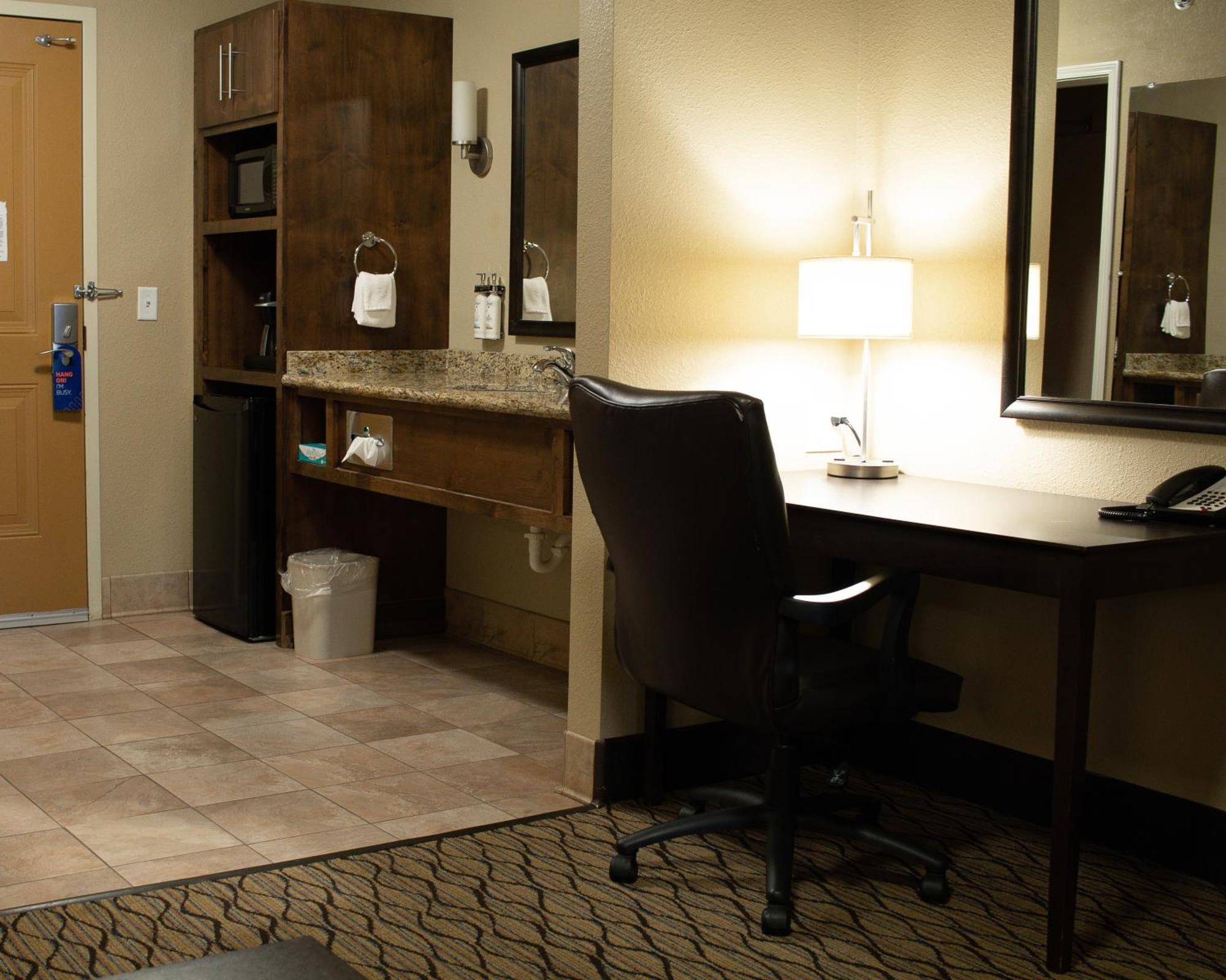 Holiday Inn Express & Suites - Williston By Ihg Exteriér fotografie