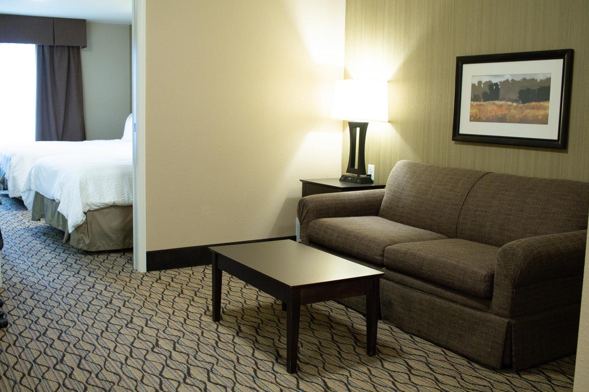 Holiday Inn Express & Suites - Williston By Ihg Exteriér fotografie